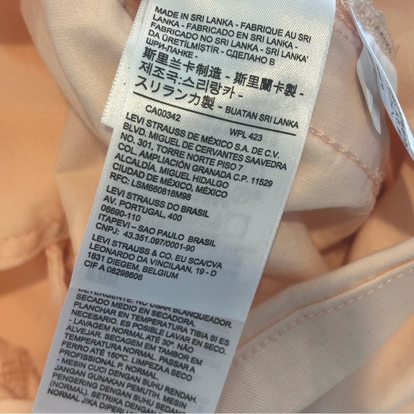 LEVI’S Pale Peach Women’s Button Down Romper with Pockets and Collar Size XS‎ - Picture 8 of 16